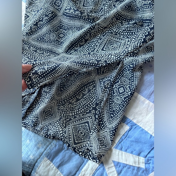 H&M Womens Blue White Geometric Print Diamond Shape Pattern Boho Tank Top - Picture 9 of 10